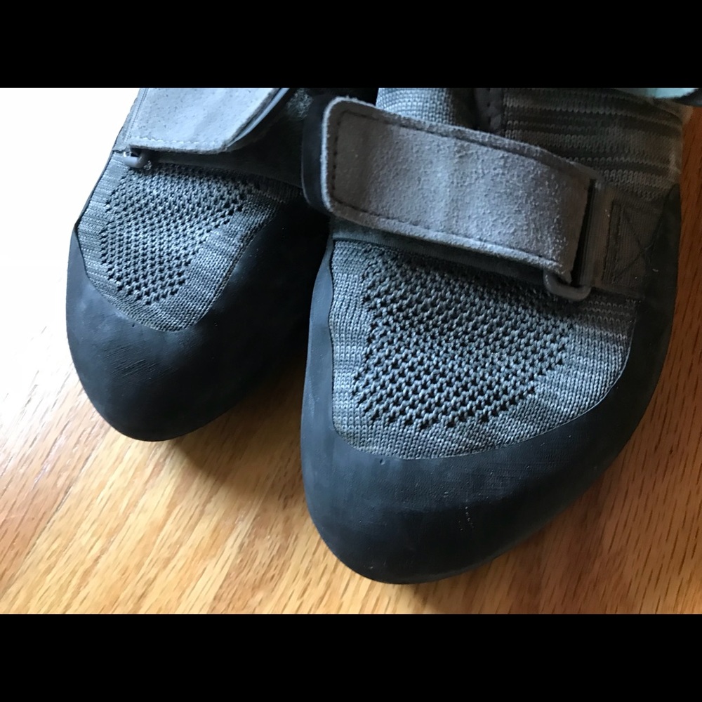 Black diamond momentum climbing shoes - Picture 3 of 3